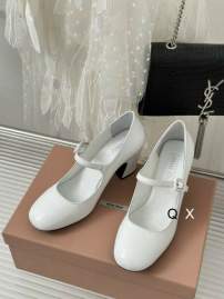 Picture of Miumiu Shoes _SKUMiuMiusz35-40618024.5CM4CJX0902